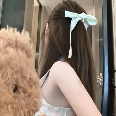玛丽的白色连衣裙